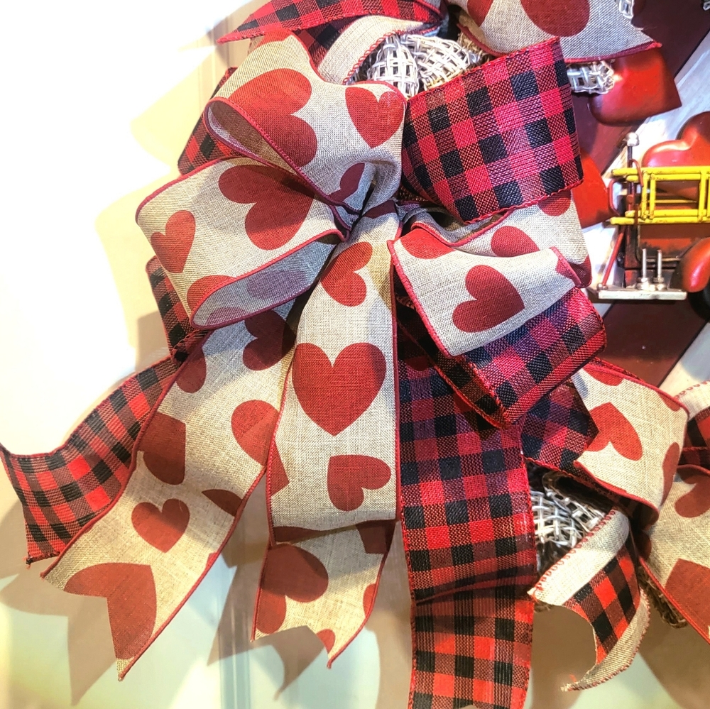 Fireman Wreath Appreciation Love Fire Truck Mesh Bow - Picture 4 of 5